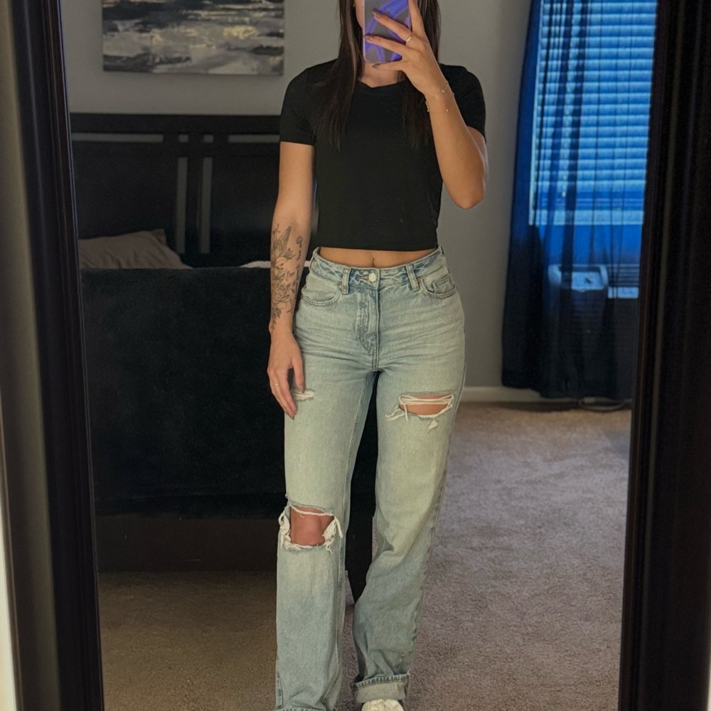 Black Short Sleeve Tee Casual Essential